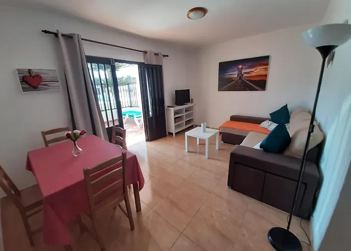 Manuela * Πουέρτο Ντελ Κάρμεν